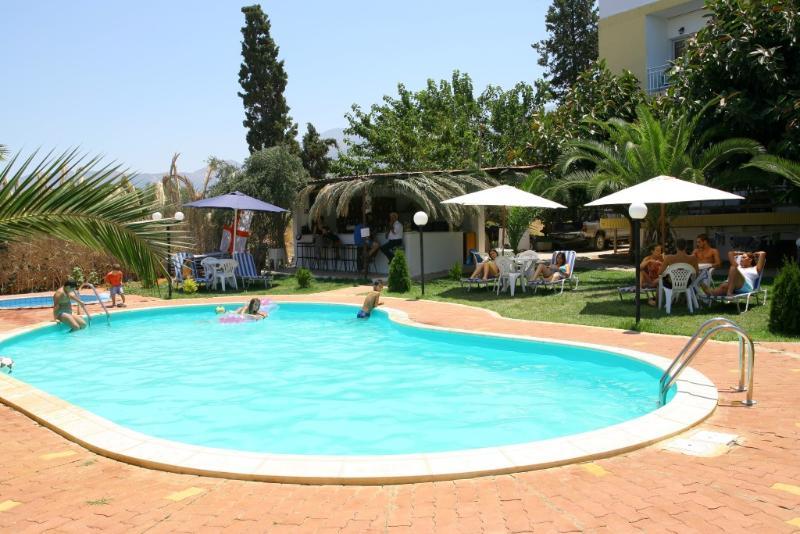 Hotel Harmony Malia Esterno foto